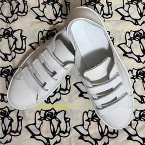 Freda Salvador LIBBY D'ORSAY SNEAKER // 8.5 // White